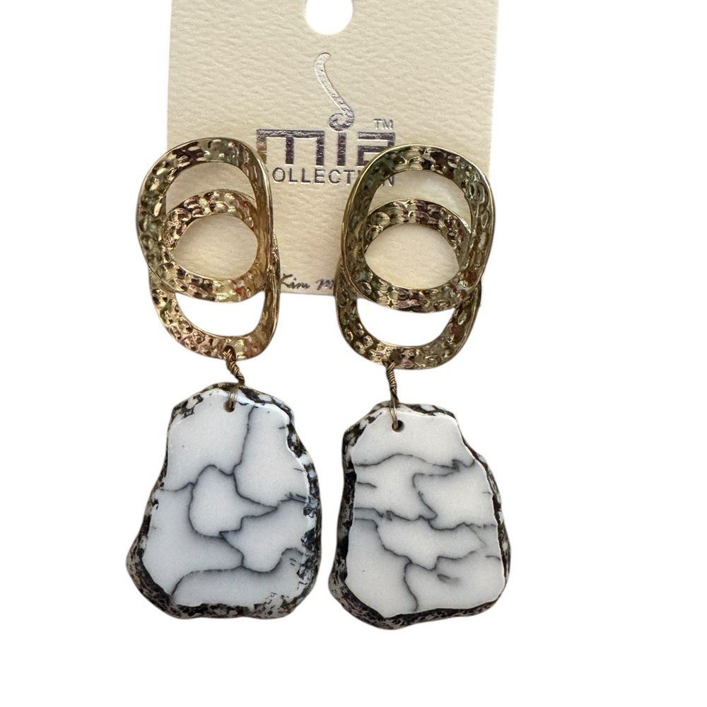MISHA COLLECTION Gold and White Earrings Marbled Y2K Retro 90s‎